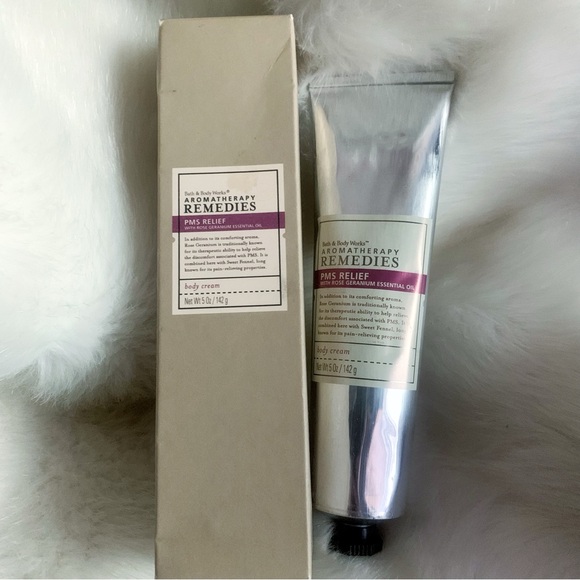 Bath & Body Works PMS Relief Aromatherapy Essential Oil Body Cream - Picture 3 of 8